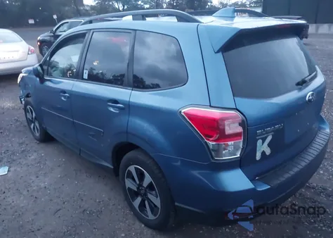 2018 Subaru Forester 2.5I Premium из США, поврежденный, VIN JF2SJAGC1JH552204